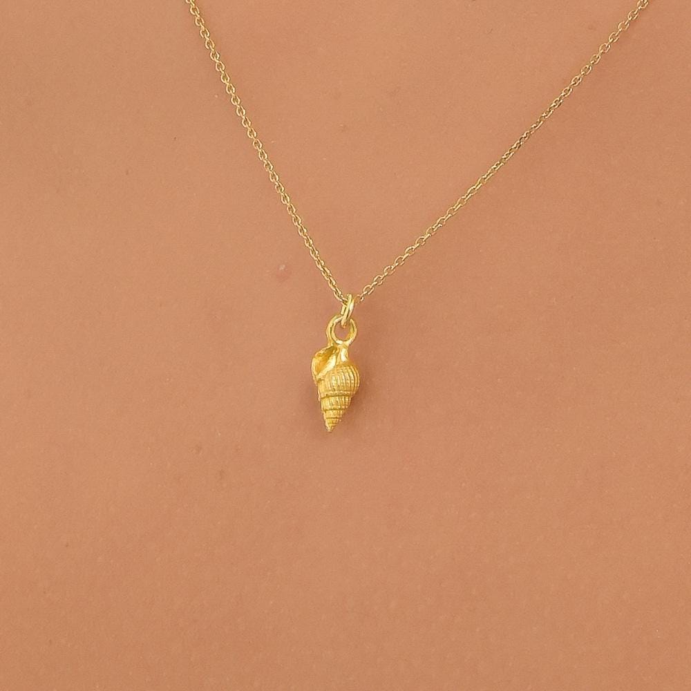 Dainty Sea Shell Pendant Necklace - Minimal Natural Jewelry-0